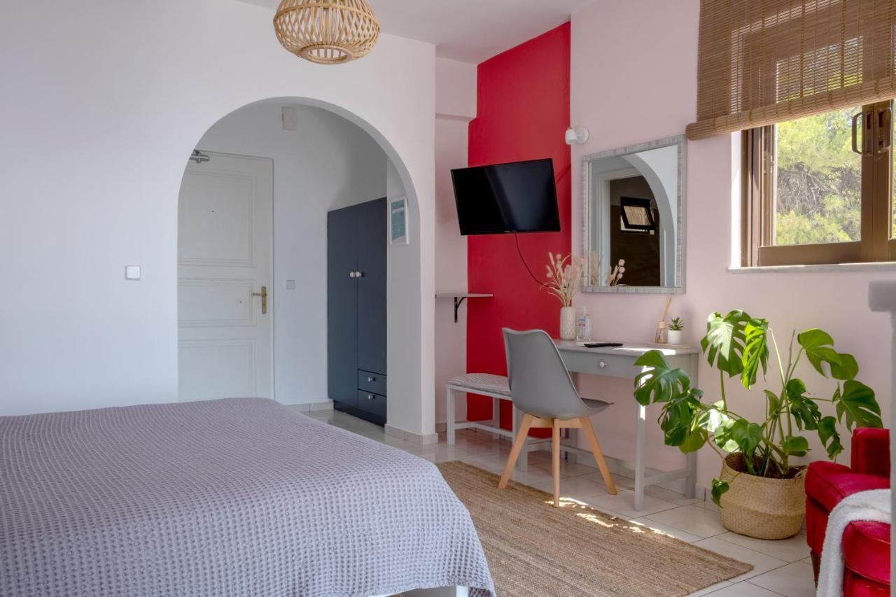 Pefkides Aegina Boutique Apartments Agia Marina  Eksteriør billede